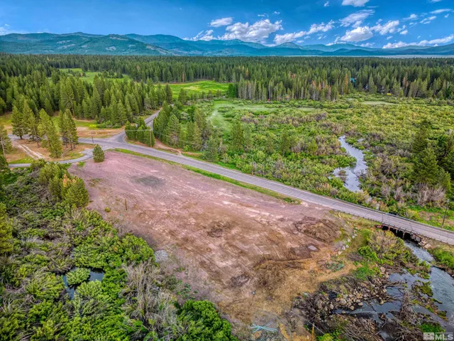 a view of a lake from a yard