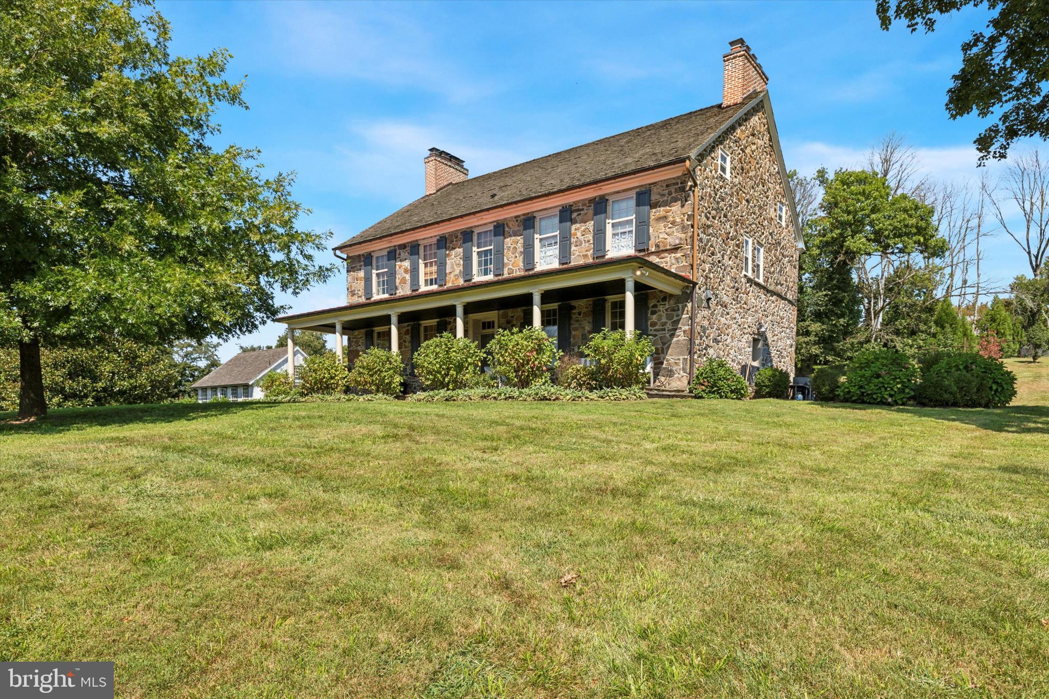 275 South Creek Road West Chester, PA 19382 - Photo 2 of 69