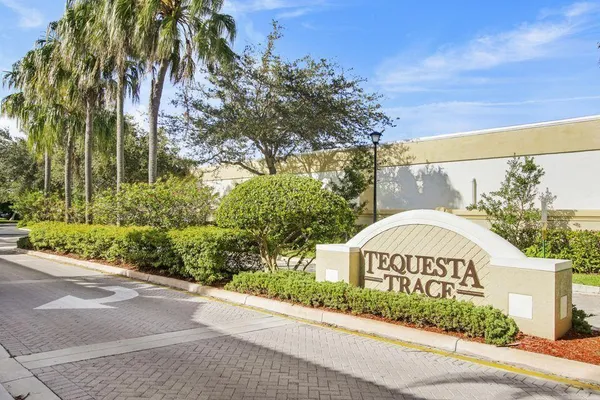 $2,200 | 101 Lighthouse Circle, Unit J, Tequesta, FL 33469