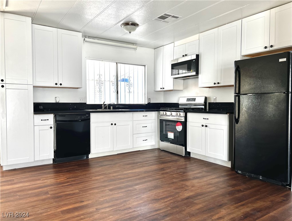 4967 Ridge Drive Las Vegas, NV 89103 - Photo 12 of 49 Gallery Image 12