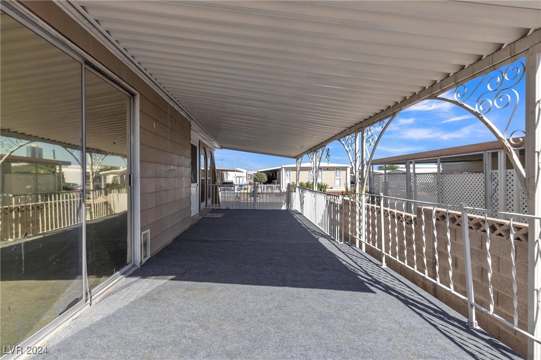 4967 Ridge Drive Las Vegas, NV 89103 - Photo 5 of 49 Gallery Image 5