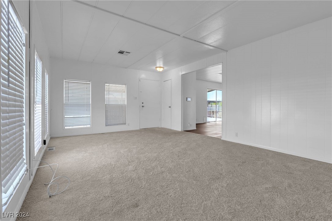 4967 Ridge Drive Las Vegas, NV 89103 - Photo 8 of 49 Gallery Image 8