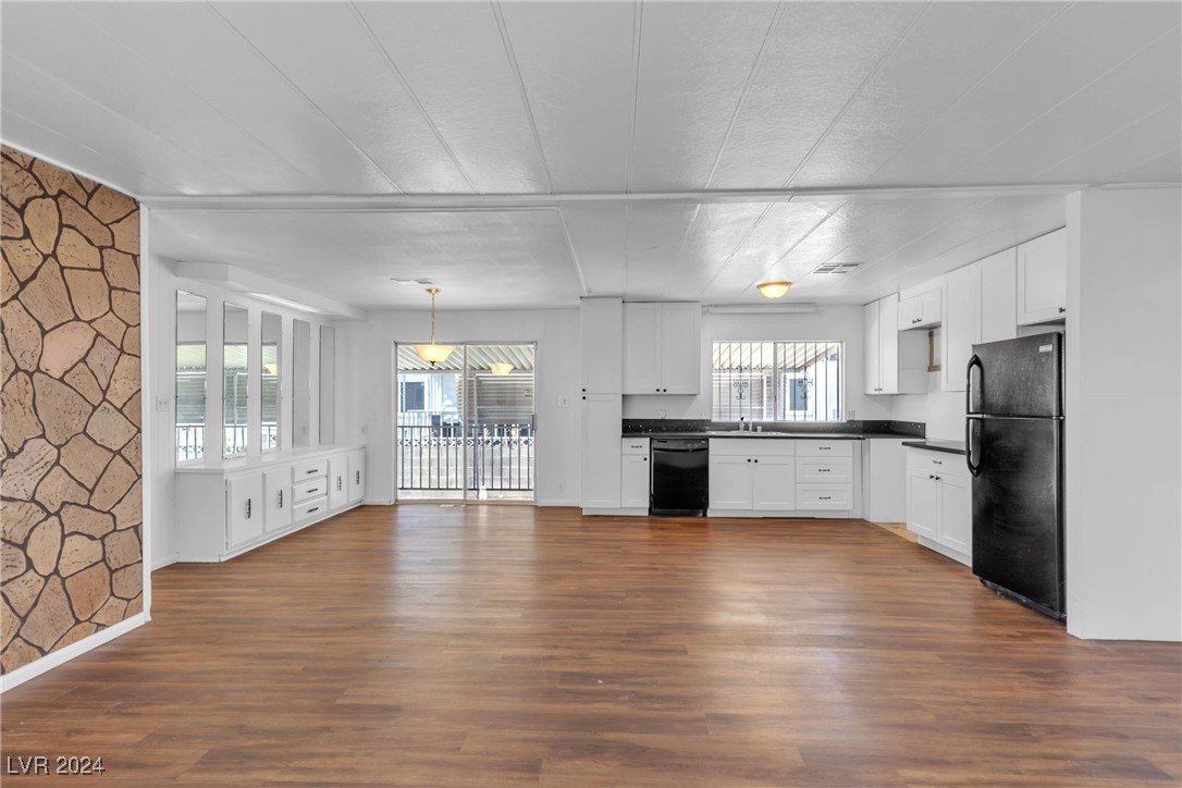 4967 Ridge Drive Las Vegas, NV 89103 - Photo 10 of 49 Gallery Image 10