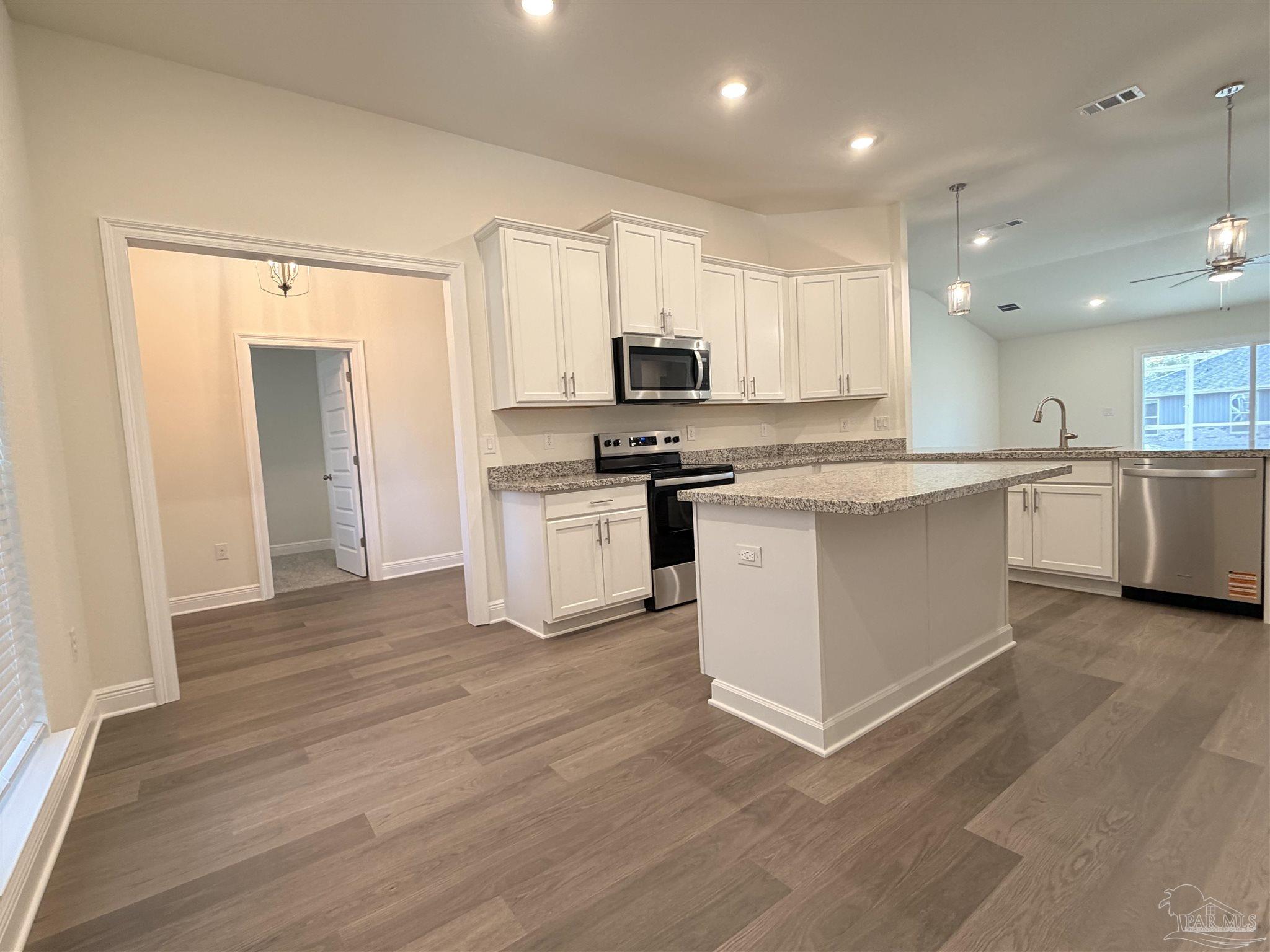 5271 Wahoo Road Milton, FL 32583 - Photo 3 of 15