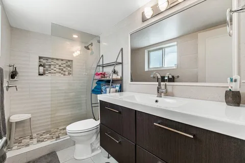 $429,000 | 2311 Northeast 36th Street, Unit 1A, Lighthouse Point, FL 33064