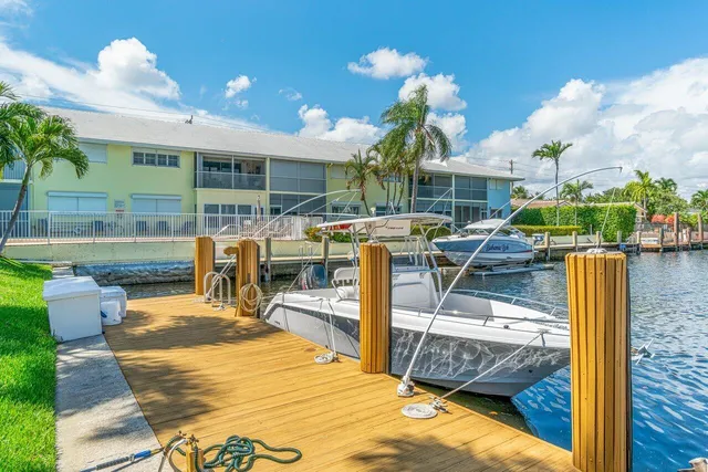 $429,000 | 2311 Northeast 36th Street, Unit 1A, Lighthouse Point, FL 33064