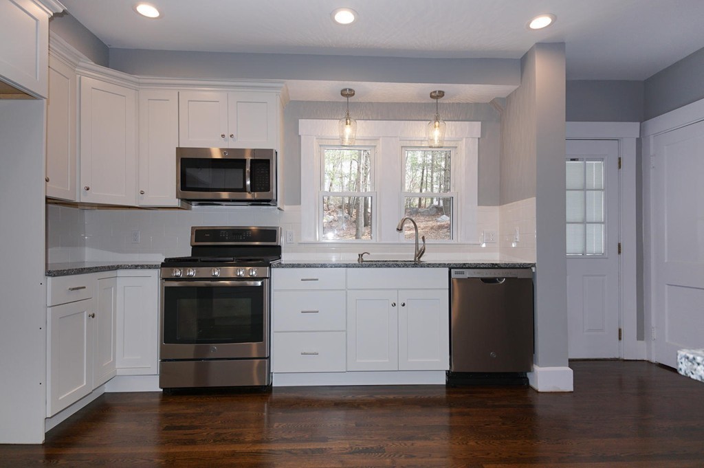 25 Pine Hill Road Ashland, MA 01721 - Photo 5 of 29 Gallery Image 5