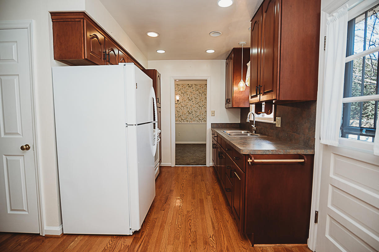 3226 Rasmont Road Roanoke, VA 24018 - Photo 7 of 25 Kitchen