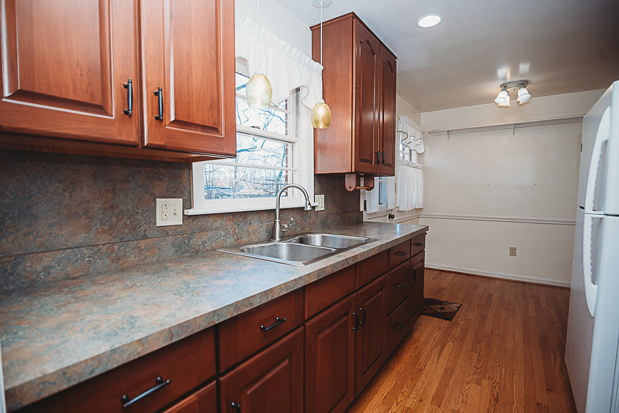 3226 Rasmont Road Roanoke, VA 24018 - Photo 9 of 25 kitchen 3