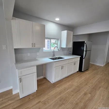 $1,795 | 4150 Commercial, San Antonio, TX 78221