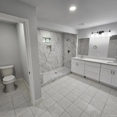 $1,795 | 4150 Commercial, San Antonio, TX 78221