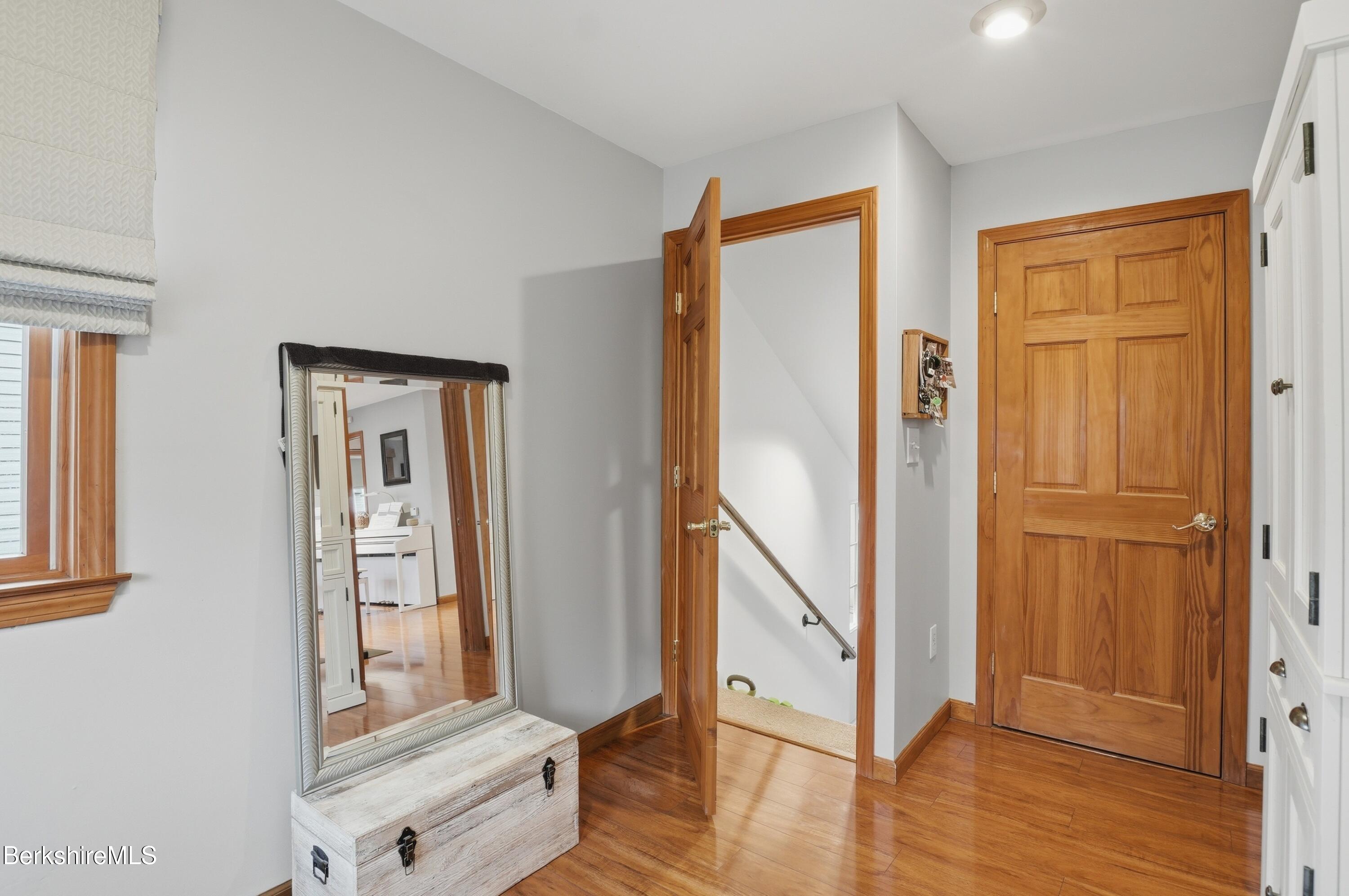 62 Thomas Road Pittsfield, MA 01201 - Photo 21 of 28 012_dsc09426