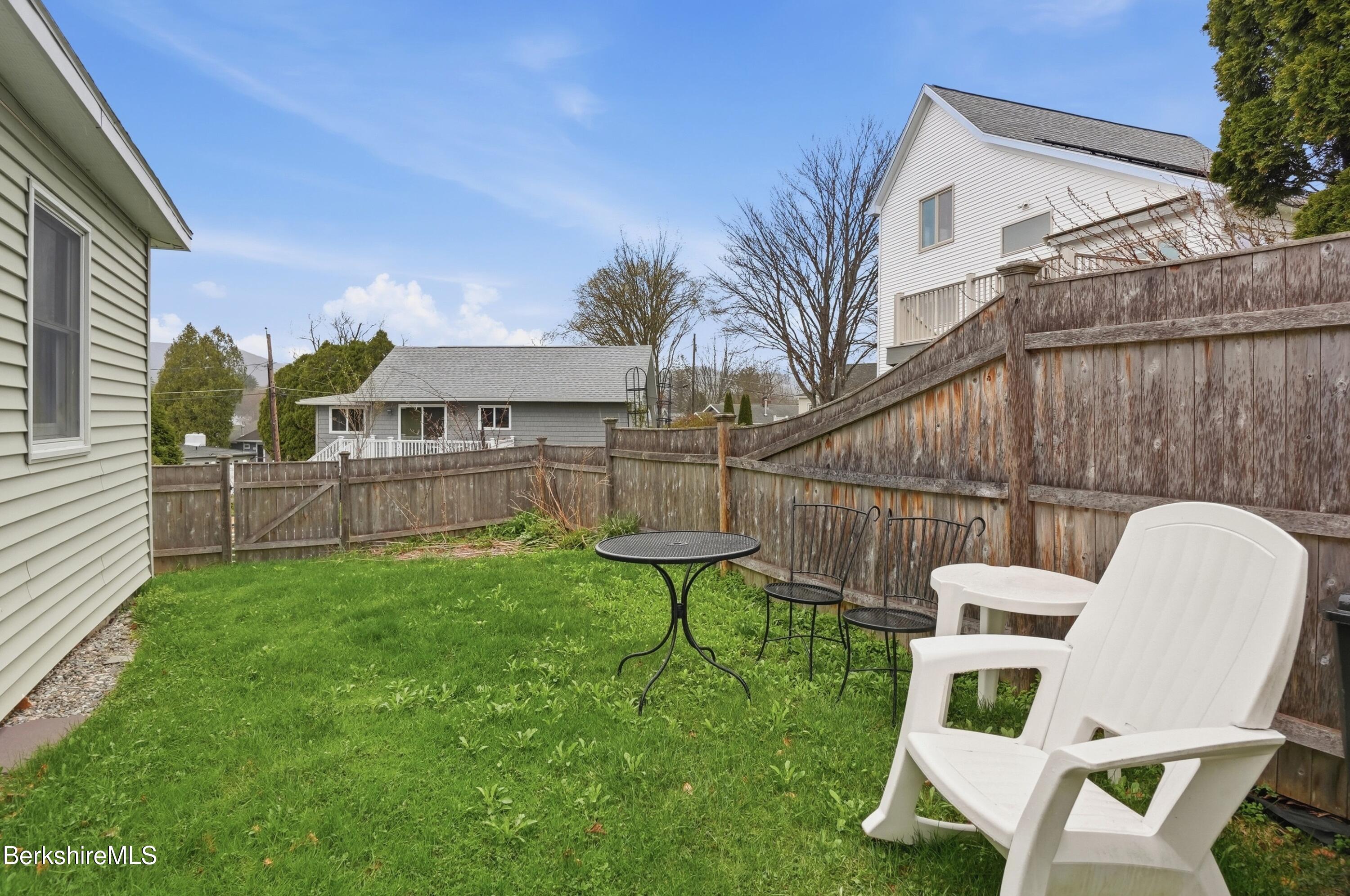 62 Thomas Road Pittsfield, MA 01201 - Photo 24 of 28 038_dsc09357
