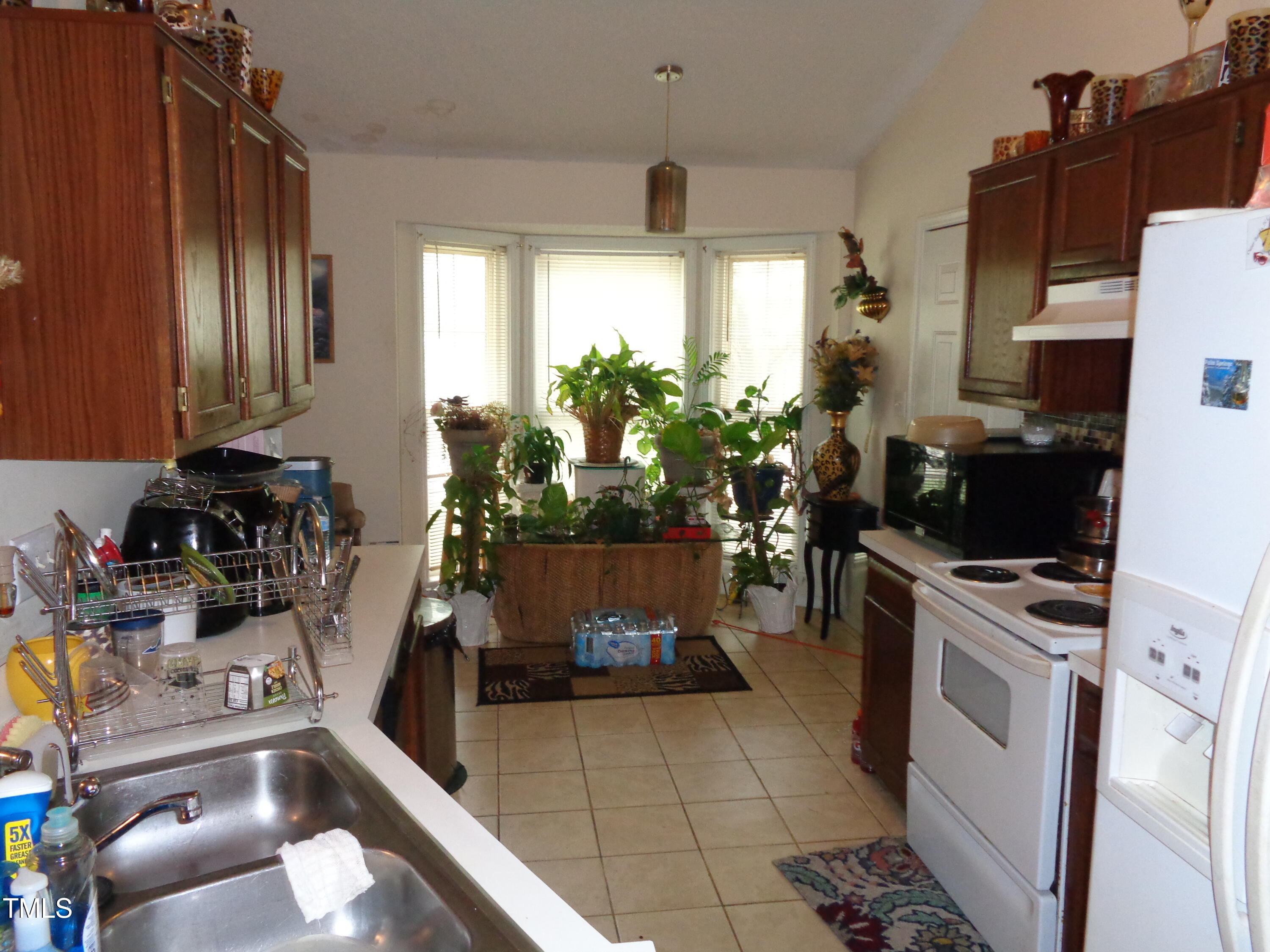 5317 Dunrobin Court Raleigh, NC 27610 - Photo 9 of 17 DSC01544