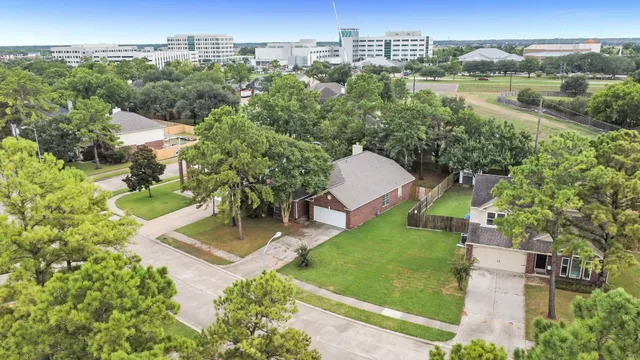 $2,000 | 15007 Chestnut Falls Drive, Cypress, TX 77433