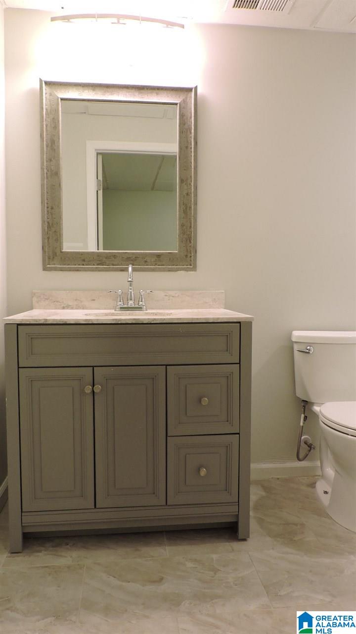 2041 Magnolia Road Leeds, AL 35094 - Photo 33 of 40