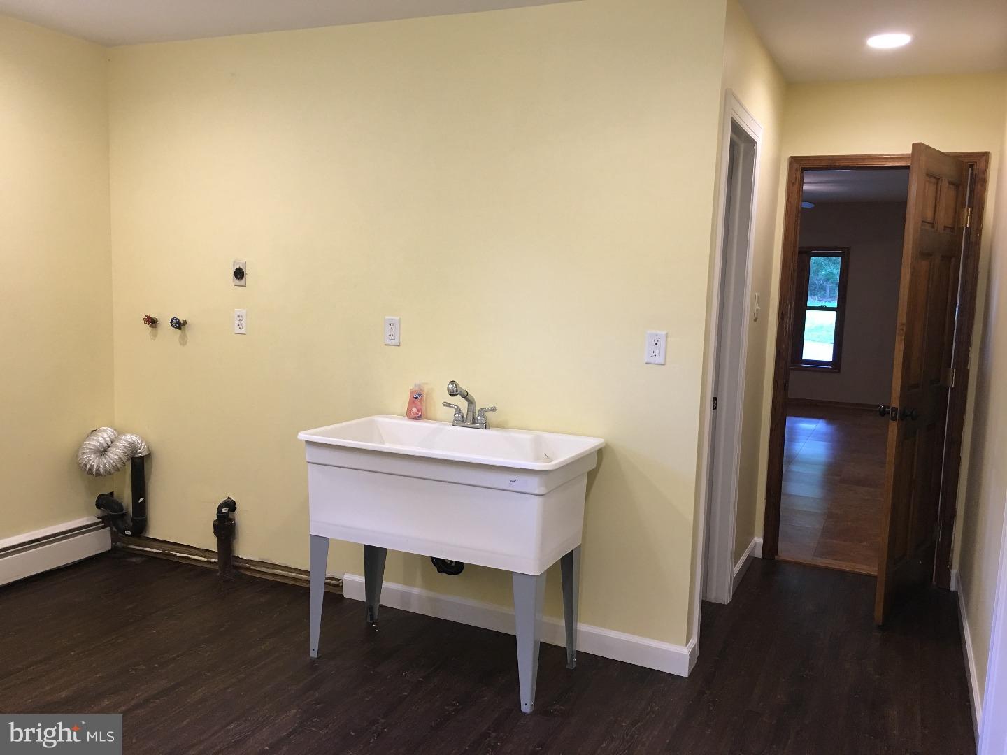 23 South Park Road Vincentown, NJ 08088 - Photo 24 of 25 Laundry Room
