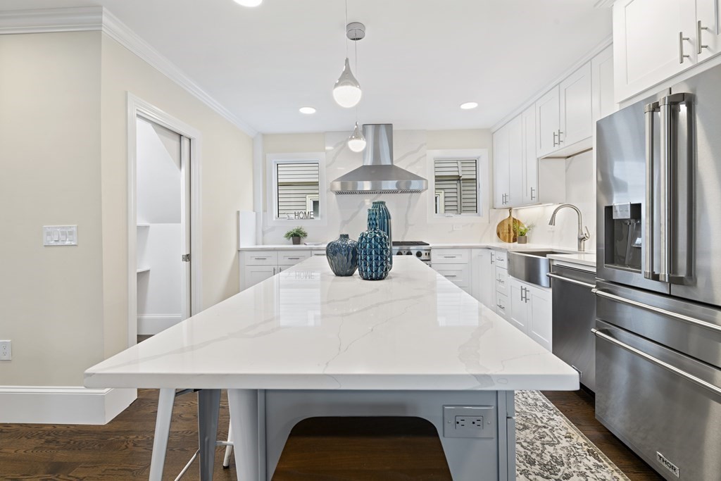 77 Ten Hills Road, Unit 1 Somerville, MA 02145 - Photo 18 of 40 Gallery Image 18