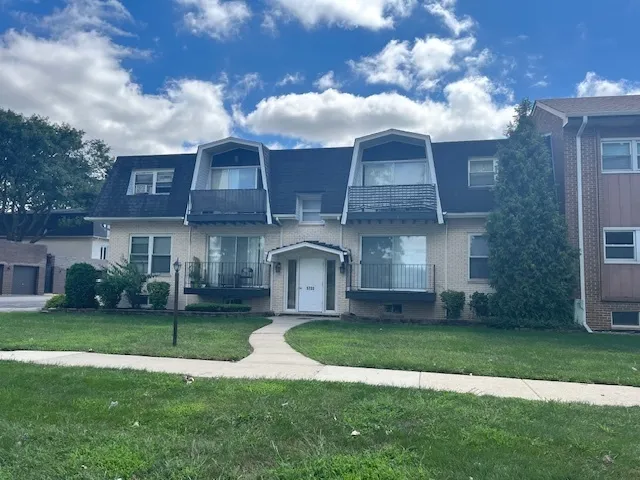 $1,450 | 5733 West 103rd Street, Unit 1W, Oak Lawn, IL 60453