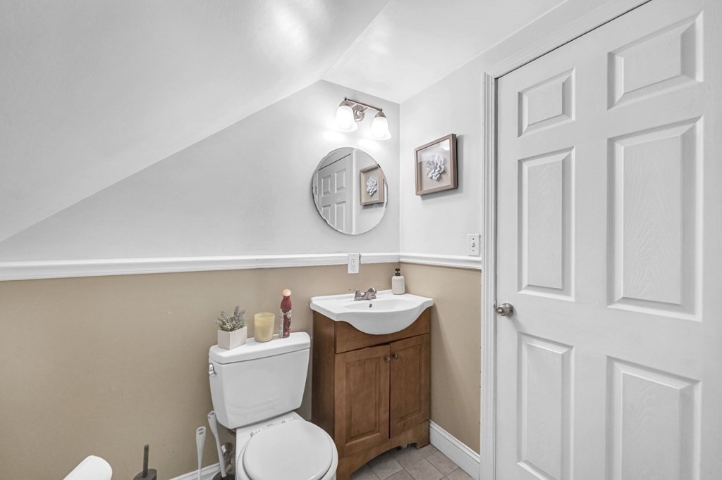 121-123 Draper Street Springfield, MA 01108 - Photo 20 of 35