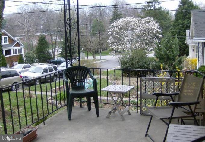 2410 Steele Road Baltimore, MD 21209 - Photo 9 of 14 Porch