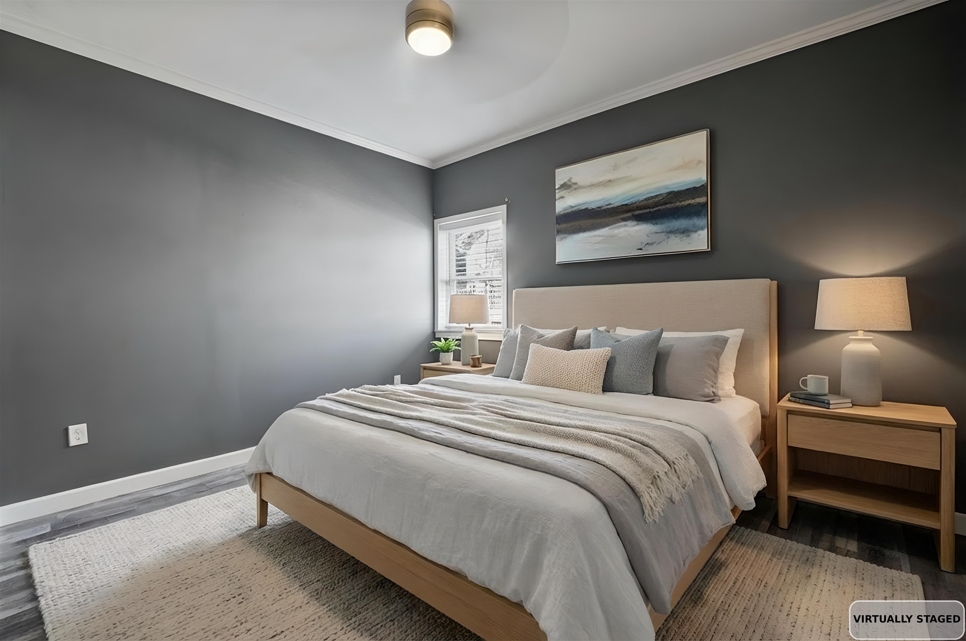 710 Philadelphia Street Memphis, TN 38104 - Photo 14 of 25 a bedroom with a bed and a lamp