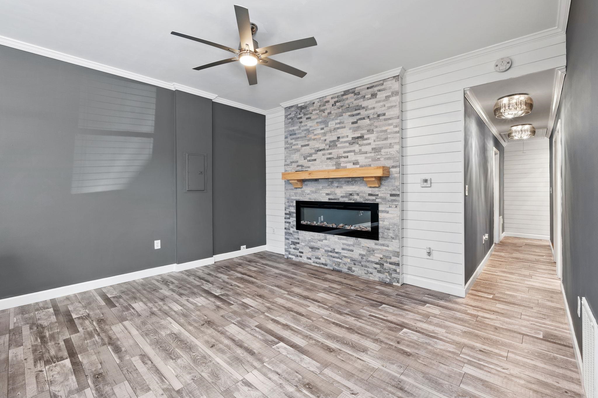 710 Philadelphia Street Memphis, TN 38104 - Photo 7 of 25 a view of empty room with wooden floor