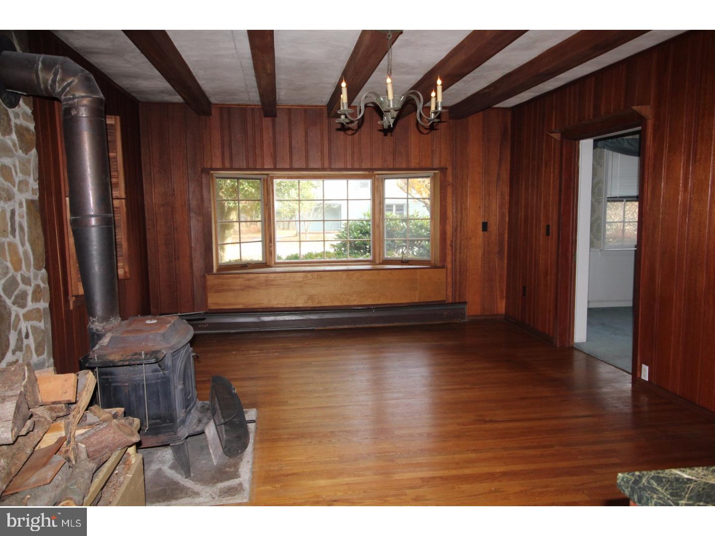 266 Indian Road Newark, DE 19711 - Photo 8 of 25 Family Room