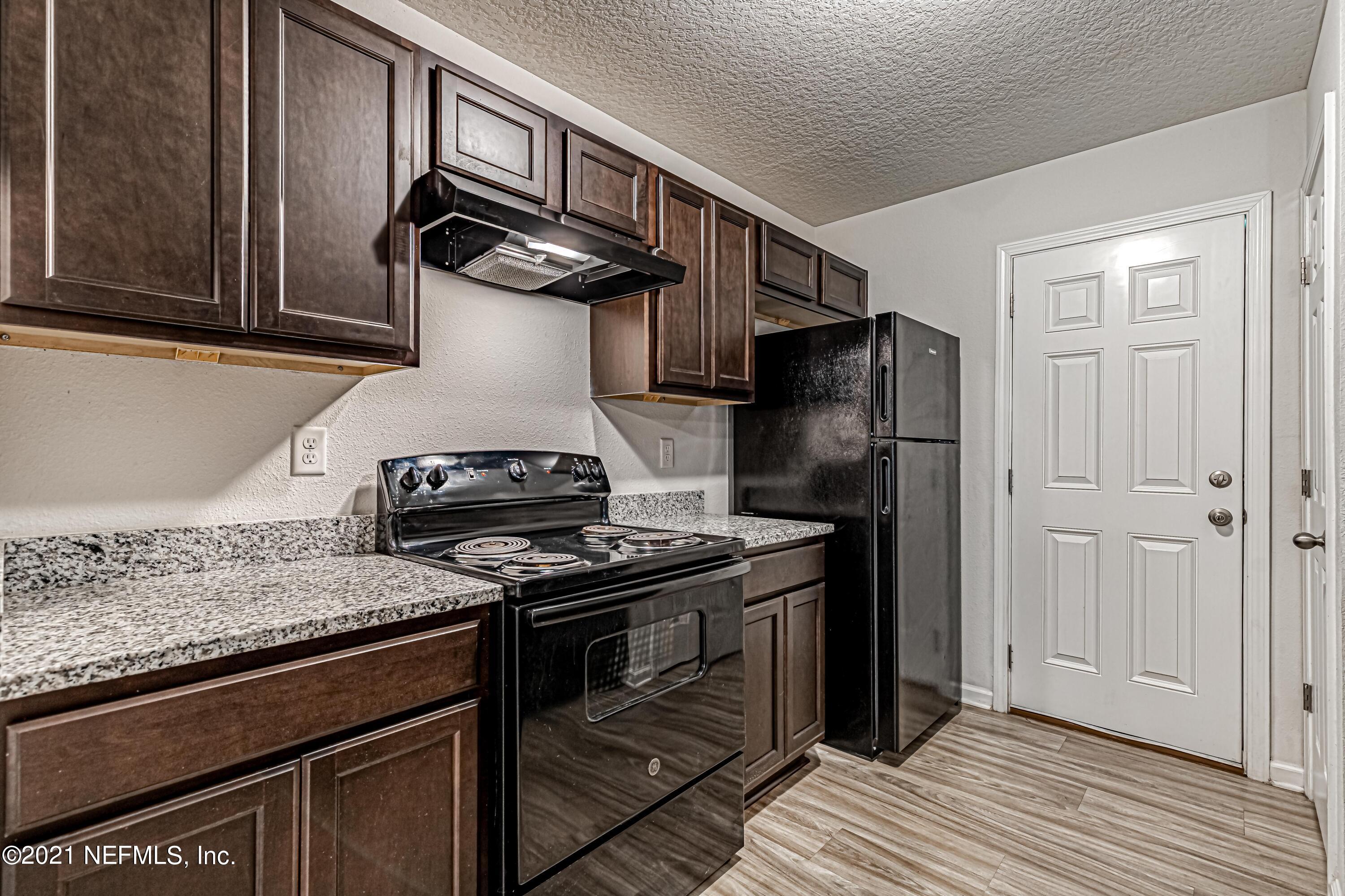 8117 Firetower Road Jacksonville, FL 32210 - Photo 10 of 24 10-Kitchen