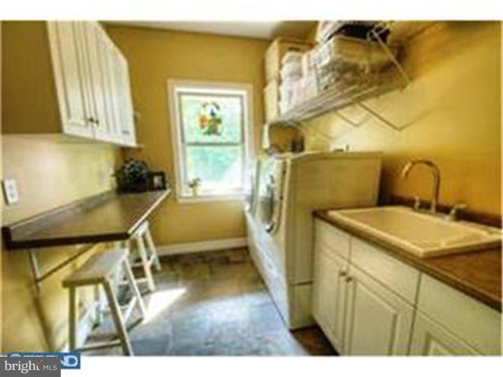 213 Chapel Hill Road Sinking Spring, PA 19608 - Photo 16 of 25