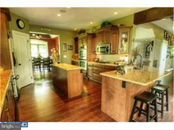 213 Chapel Hill Road Sinking Spring, PA 19608 - Photo 3 of 25