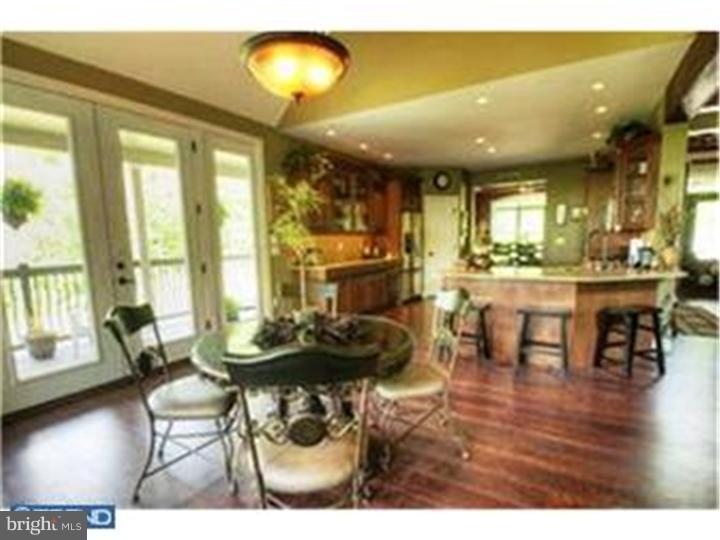 213 Chapel Hill Road Sinking Spring, PA 19608 - Photo 5 of 25