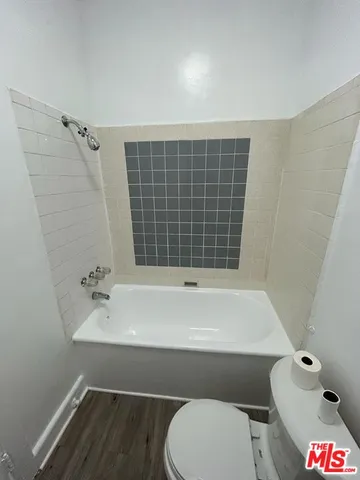 $2,500 | 759 1/2 North Ridgewood Place, Los Angeles, CA 90038