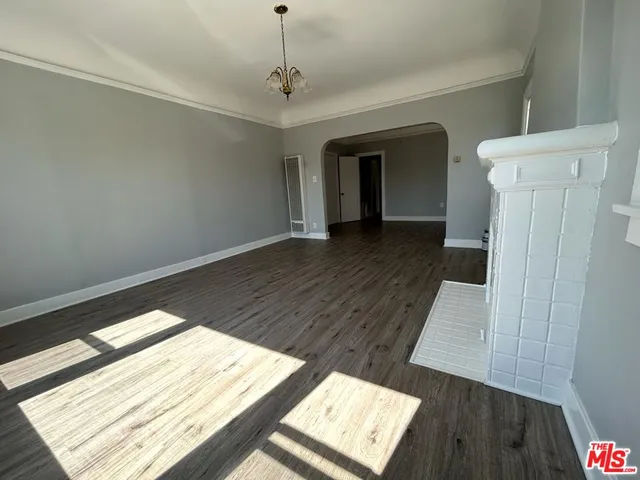 $2,500 | 759 1/2 North Ridgewood Place, Los Angeles, CA 90038