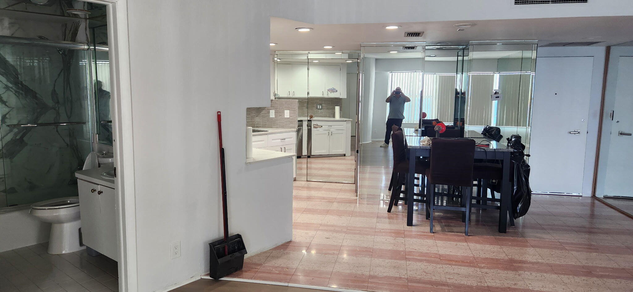 3700 Galt Ocean Drive, Unit 1702 Fort Lauderdale, FL 33308 - Photo 5 of 6 a dining room with furniture and wooden floor