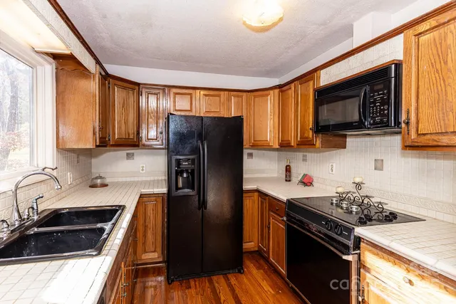 $225,000 | 1321 Idlewood Street Southwest, Lenoir, NC 28645