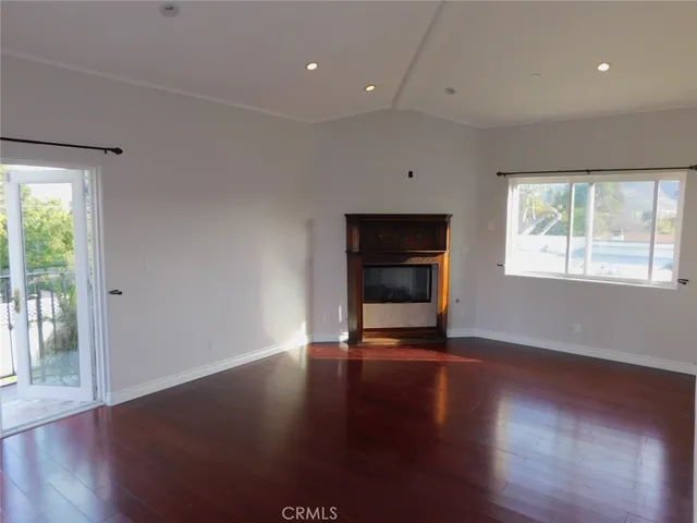 $10,000 | 406 North Fairview Street, Burbank, CA 91505