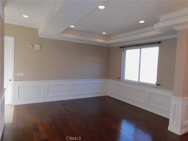 $10,000 | 406 North Fairview Street, Burbank, CA 91505