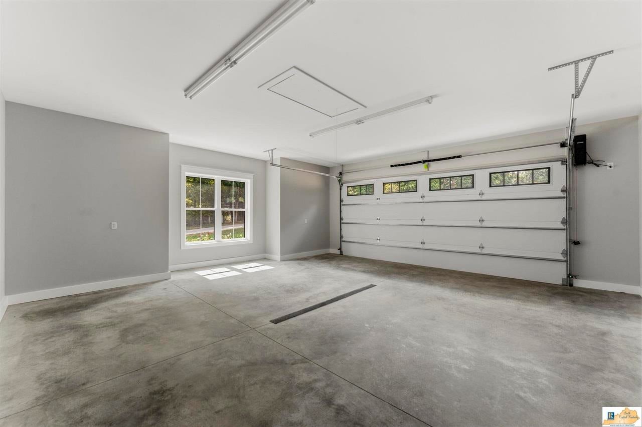 784 Cherokee Road Lucas, KY 42156 - Photo 17 of 41 Gallery Image 17