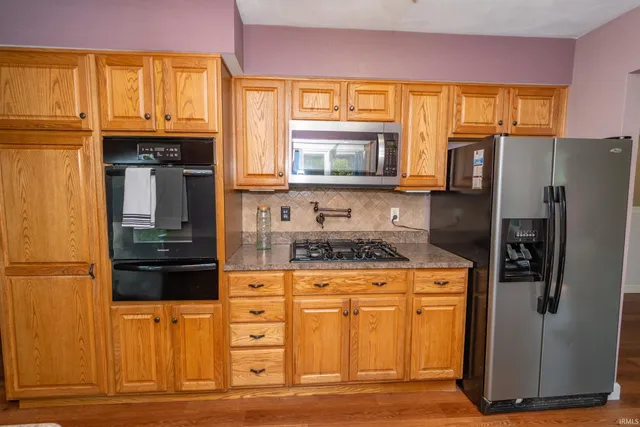 $292,900 | 12909 Tyler Road, Lakeville, IN 46536