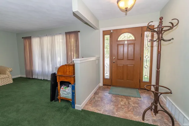 $292,900 | 12909 Tyler Road, Lakeville, IN 46536