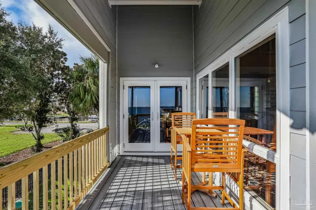 $2,400,000 | 2653 Del Mar Drive, Gulf Breeze, FL 32563