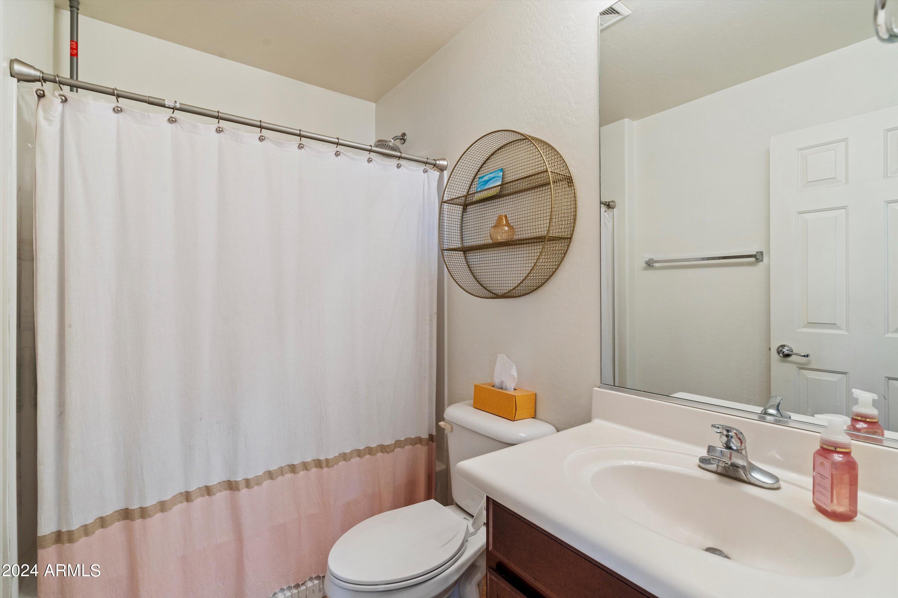 431 North Ranger Trail Gilbert, AZ 85234 - Photo 25 of 38 25-Bathroom