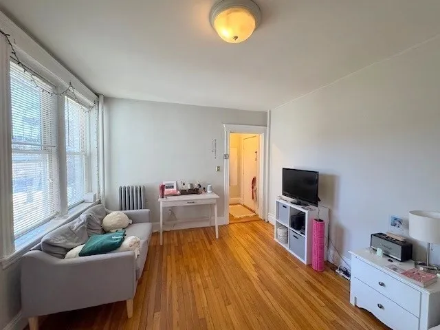 $1,825 | 28 Quint Avenue, Unit 26, Boston, MA 02134