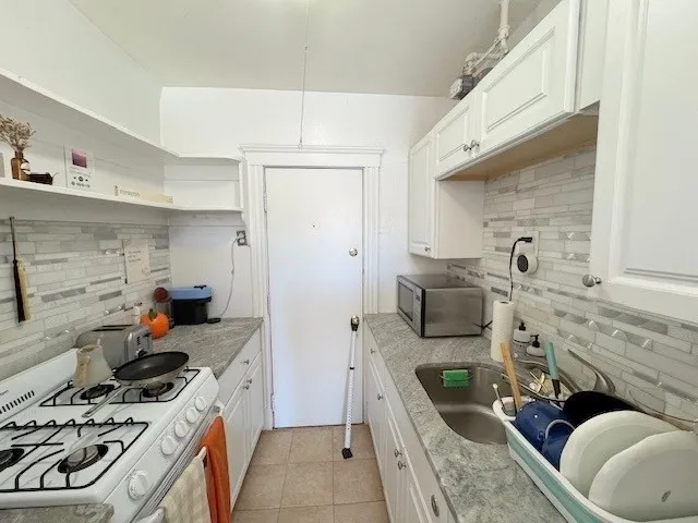 $1,825 | 28 Quint Avenue, Unit 26, Boston, MA 02134