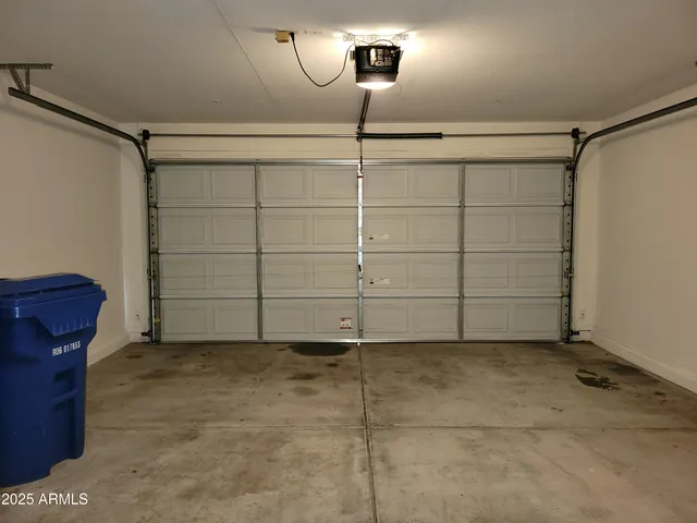 $2,000 | 617 South 114th Avenue, Avondale, AZ 85323