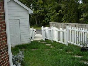 120 South Square Row Davidson, NC 28036 - Photo 7 of 8