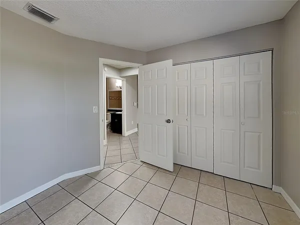 $1,999 | Undisclosed Address, Valrico, FL 33594