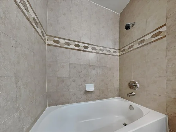 $1,999 | Undisclosed Address, Valrico, FL 33594