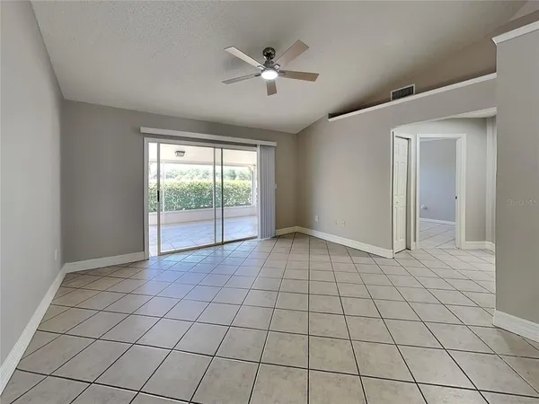 $1,999 | Undisclosed Address, Valrico, FL 33594